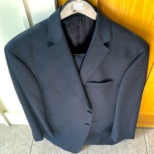 Calvin Klein Suit 42R Navy with Stripes